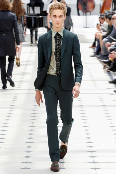 Look 41